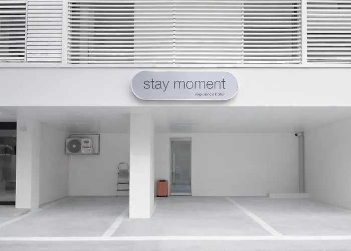 Staymoment *