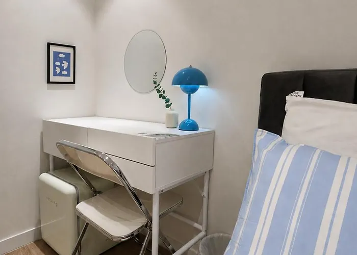 Staymoment Hotel